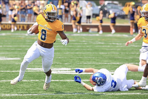 Zyquis Law in football game