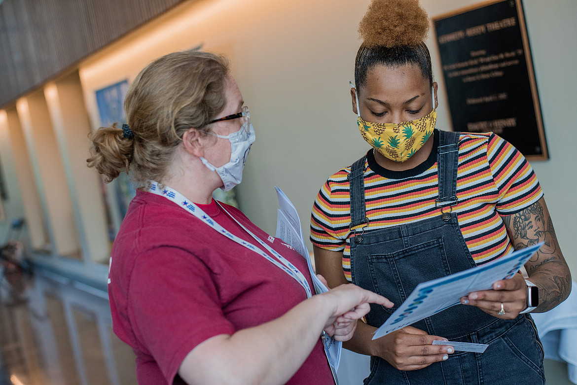 Vaccination clinic on Campus