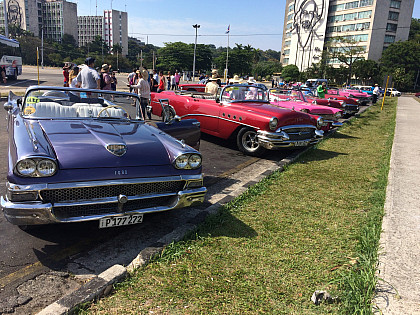 Stopping on the Cadillac tour at Plaza de la Revolución (Revolution Square), the political and administrative center of Cuba.