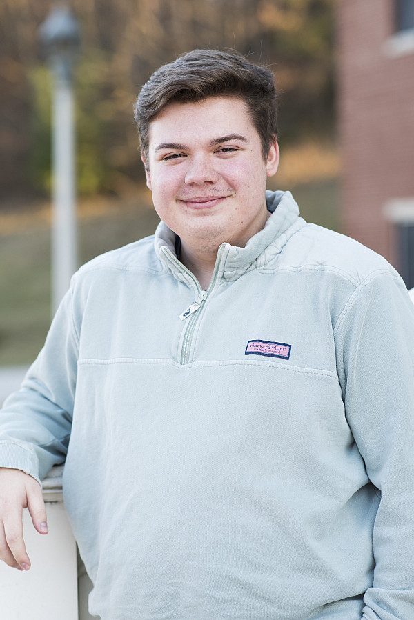 Ryan Vaughn is a Blue & Gold Ambassador student tour guide.