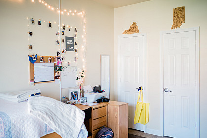 Hickory Hall Dorm Bedroom