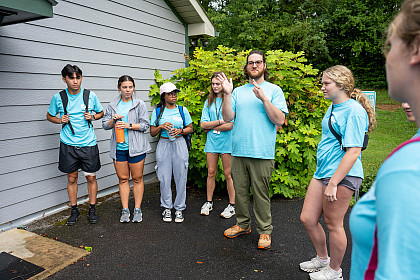 Students participate in Service Plunge Fall 2023