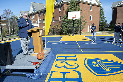 E&H President John W. Wells speaks at Eric Scott '88 Memorial Court dedication