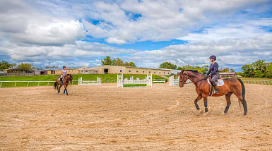 Emory & Henry College Intermont Equestrian Center?Home to an award-winning Equestrian team